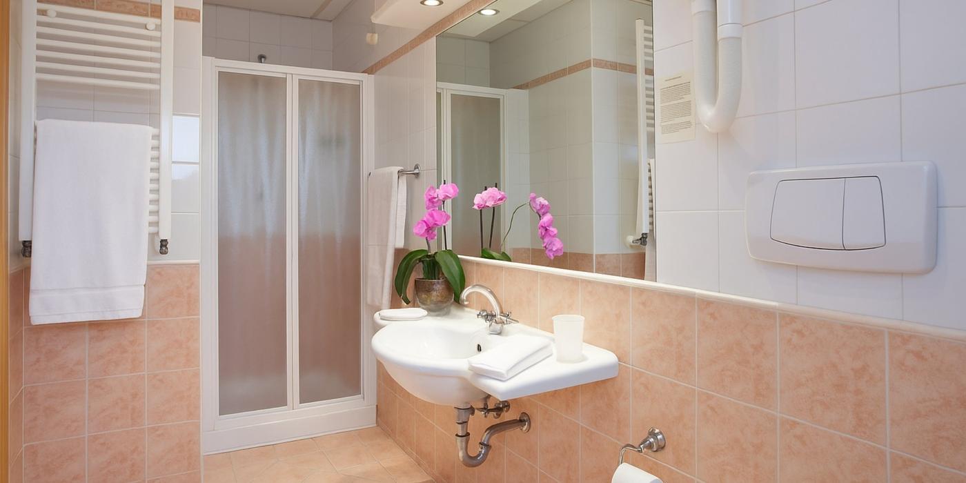 Baño Habitación individual Standard Baño Habitación individual Standard Hotel Delle Muse Roma Italia