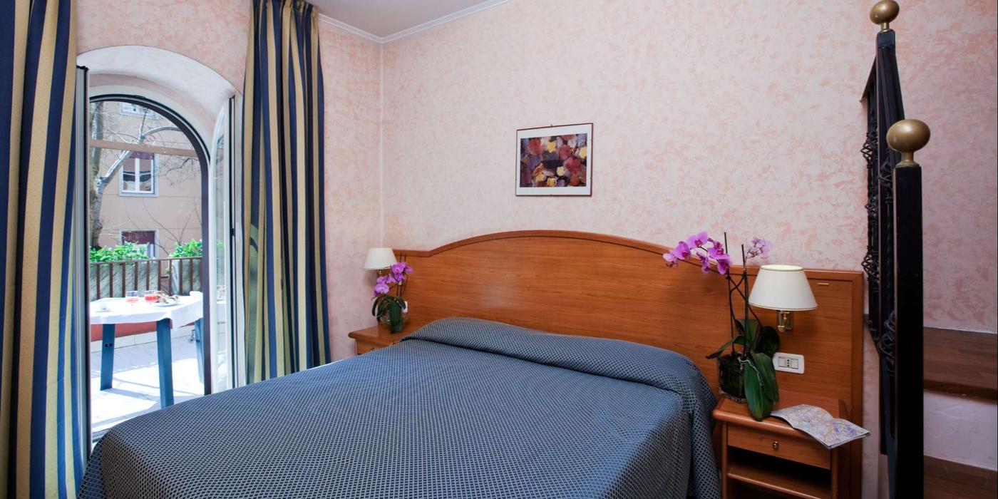 Habitación Doble Economy Habitación Doble Economy 4 Hotel Delle Muse Roma Italia