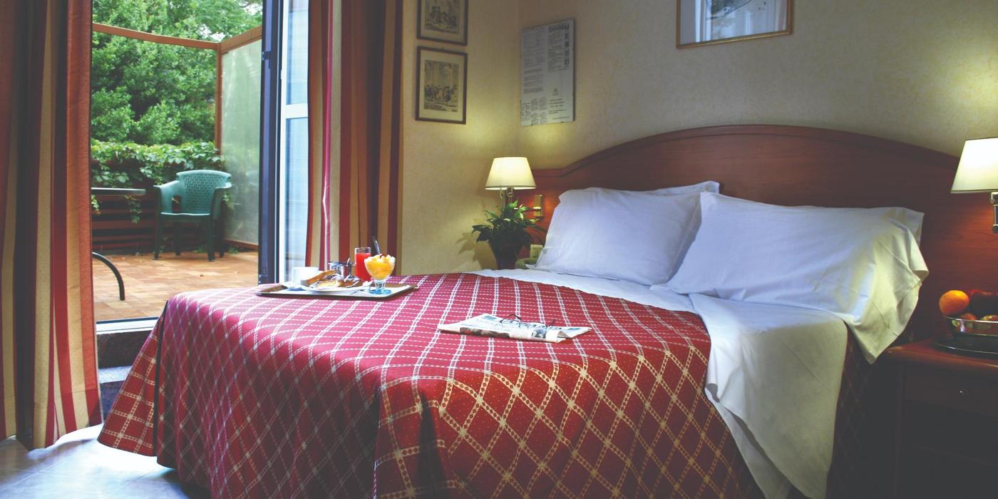 Habitación Doble Standard Habitación Doble Standard 3 Hotel Delle Muse Roma Italia