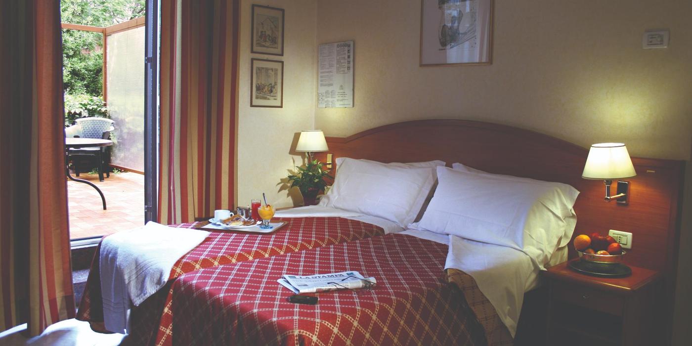 Habitación Doble Standard Habitación Doble Standard 4 Hotel Delle Muse Roma Italia